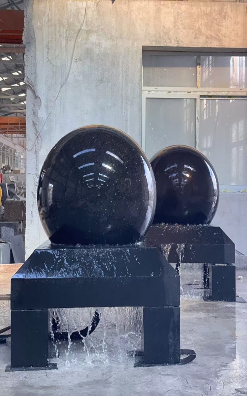 வெற்று கல் நீரூற்று